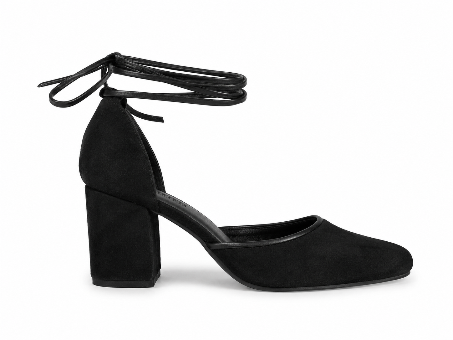 Triana Black