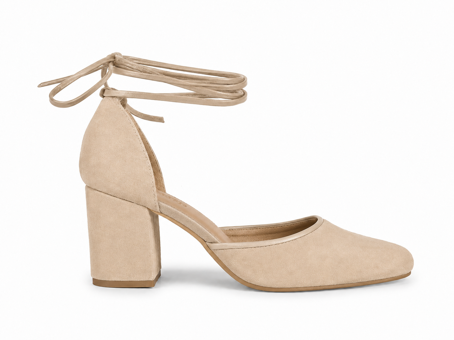 Triana Nude